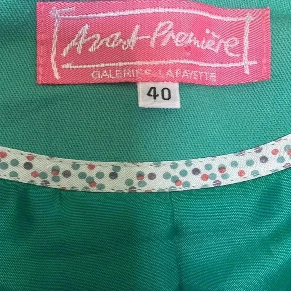 Avant Première Galeries Lafayette green trench coat  jacket with belt - Picture 2 of 5